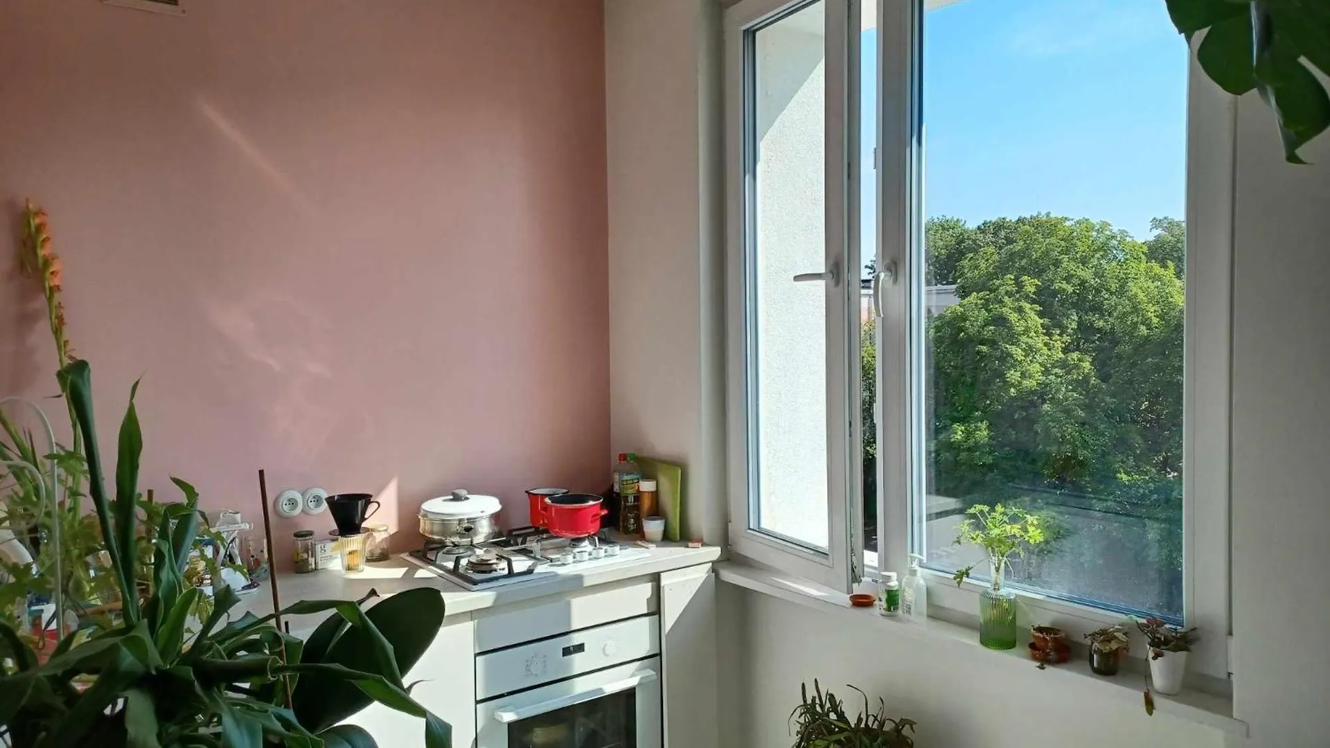 Wygodne Mieszkanie Na Mokotowie Blisko Metra - Comfortable Apartment Close To The Subway Warsaw 0*,  Poland